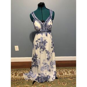 Sangria Blue and White Vintage Lace Floral Cottagecore Ribbon Midi Dress, size 8